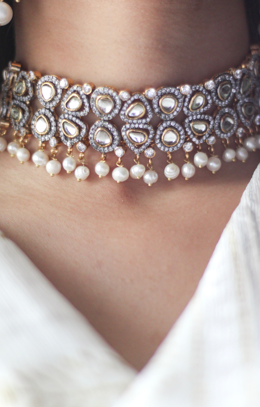 Husn e Jahaan Choker