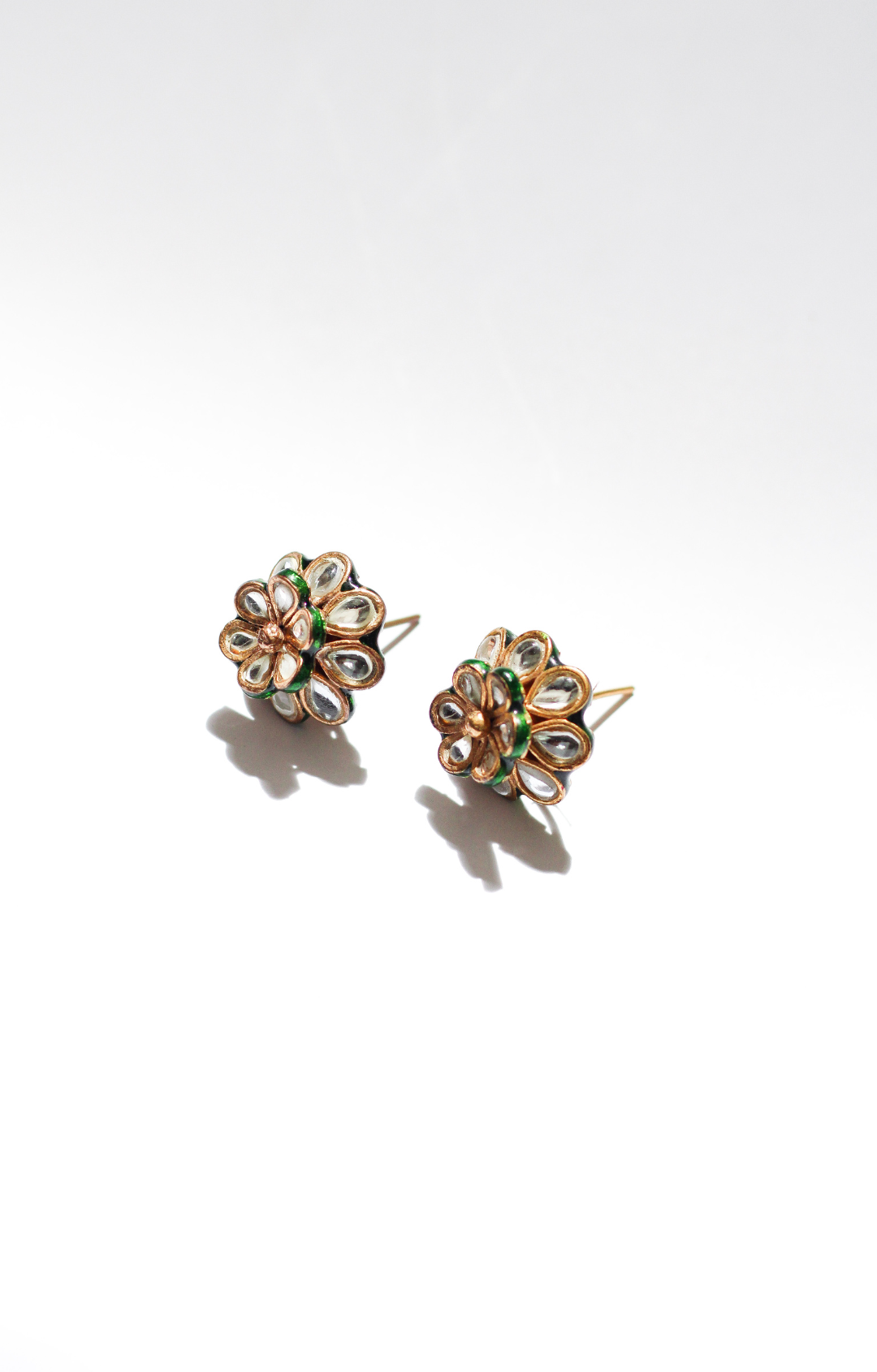 Gulaabo Studs