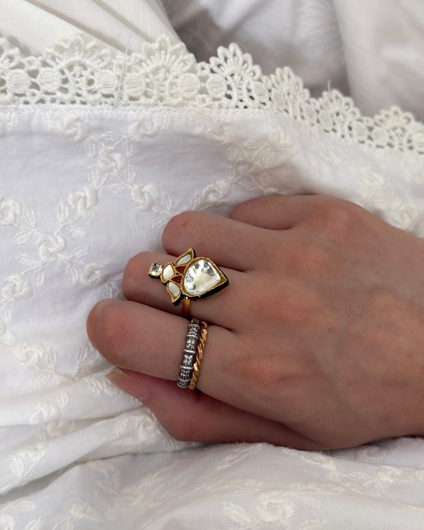 Ambi Ring