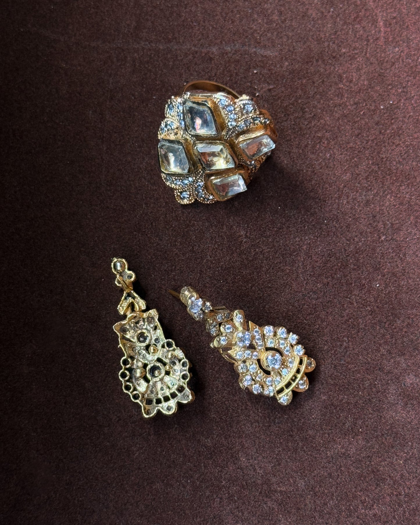 Nayra Earrings