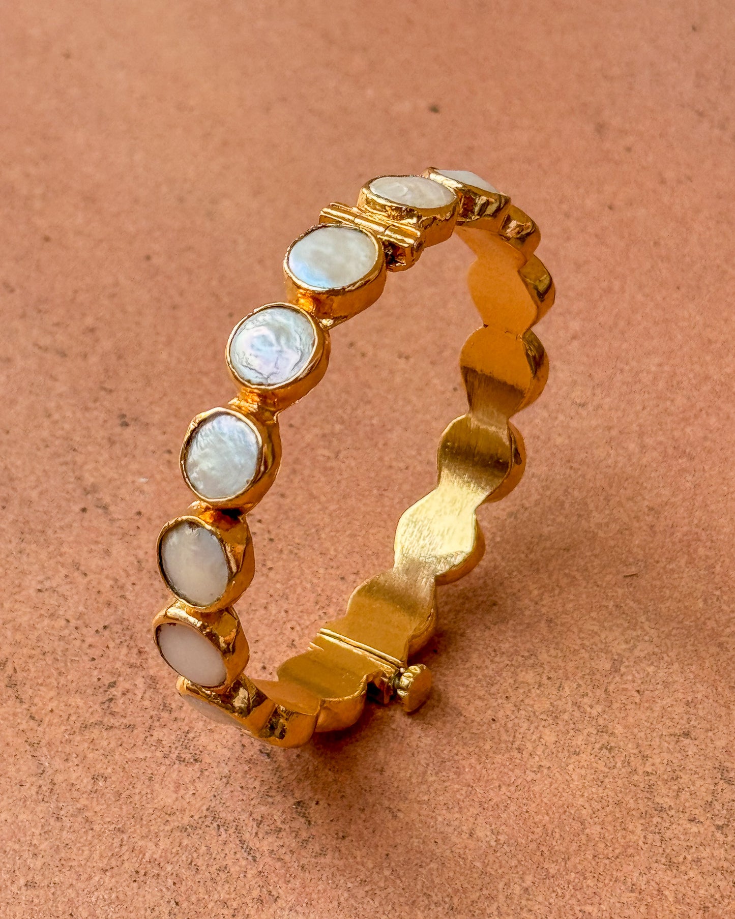 Aus Cuff