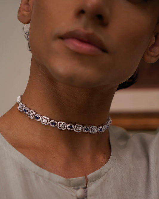 Mahi Choker