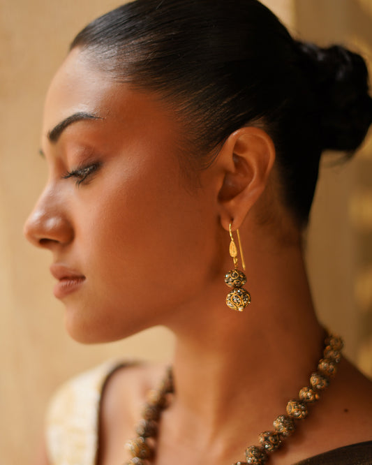 Mahtaab Earrings
