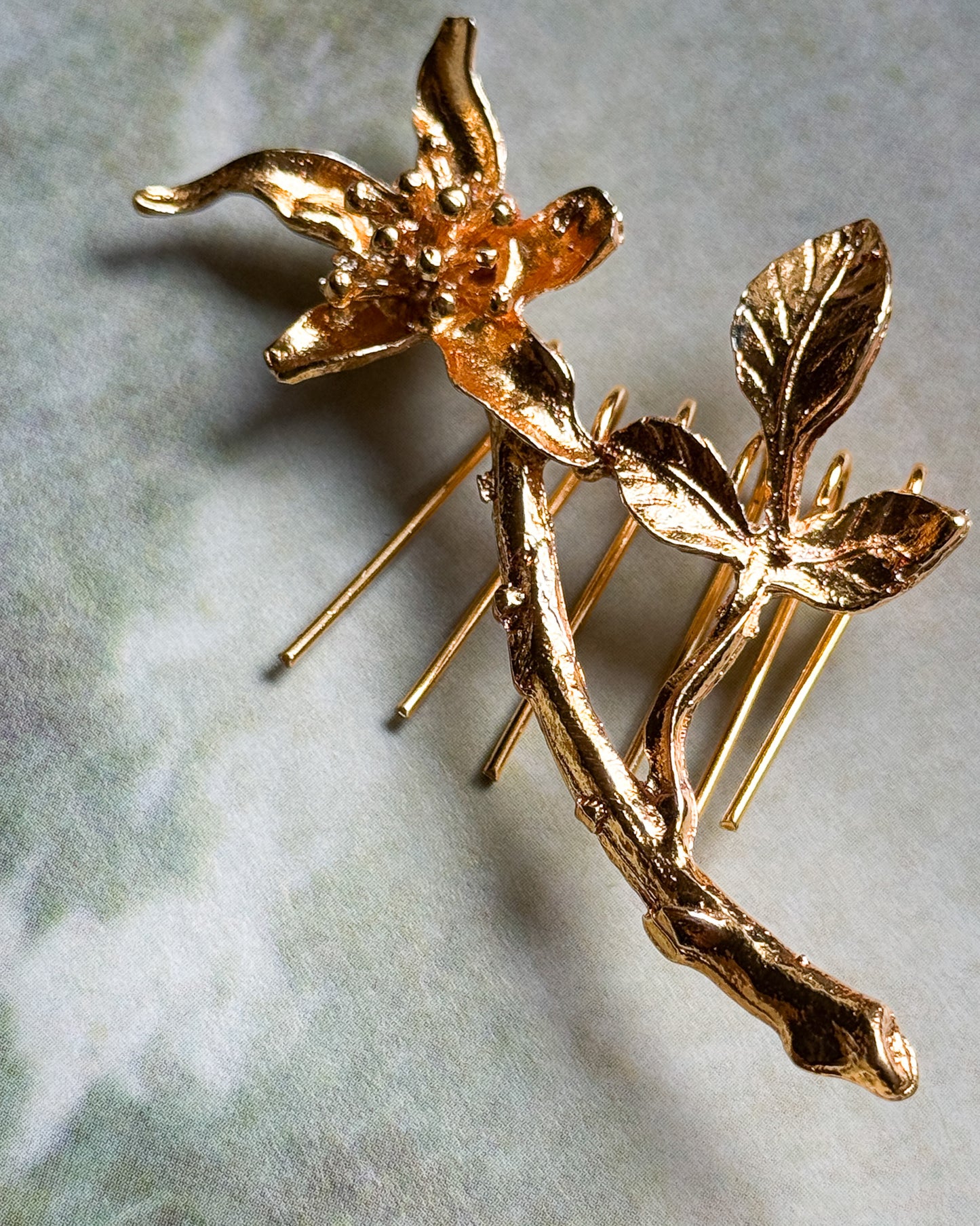Nargis Hairpin
