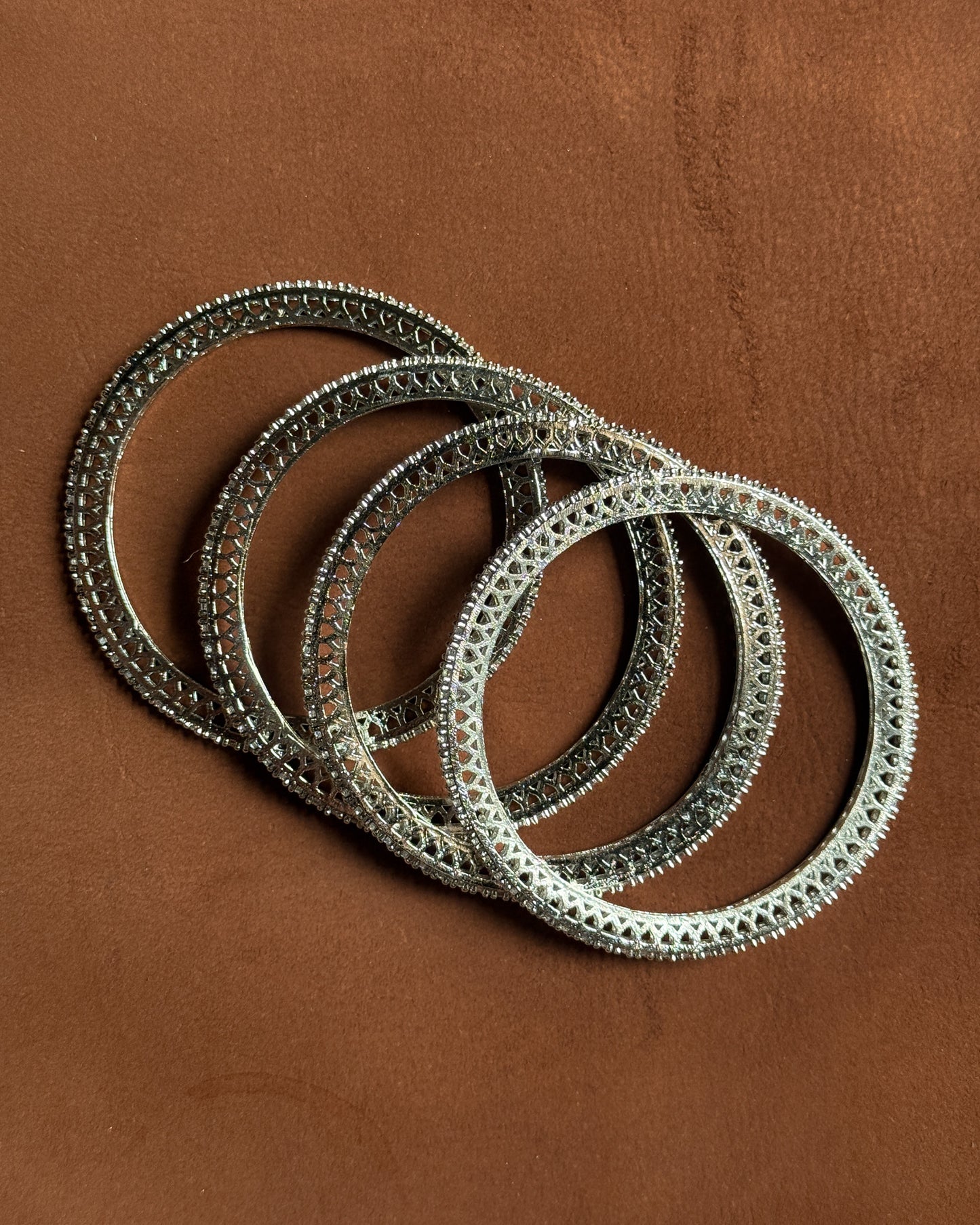 Silver Zircon Churris