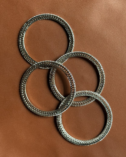 Silver Zircon Churris