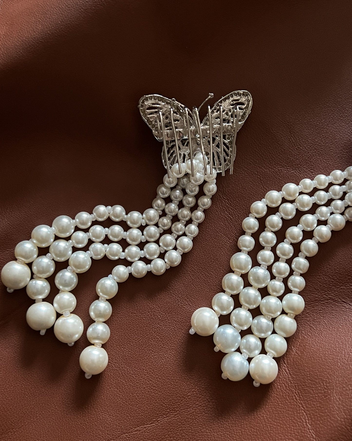 Azure Hairpin with Pearls
