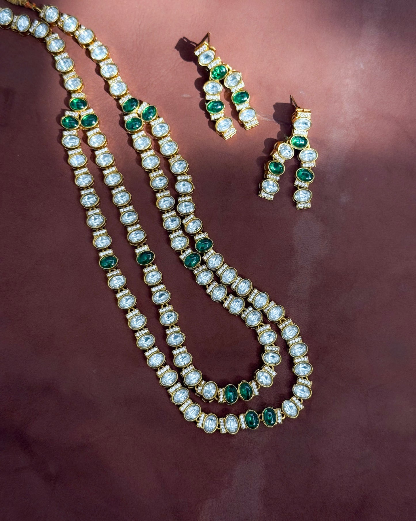 Amol Set
