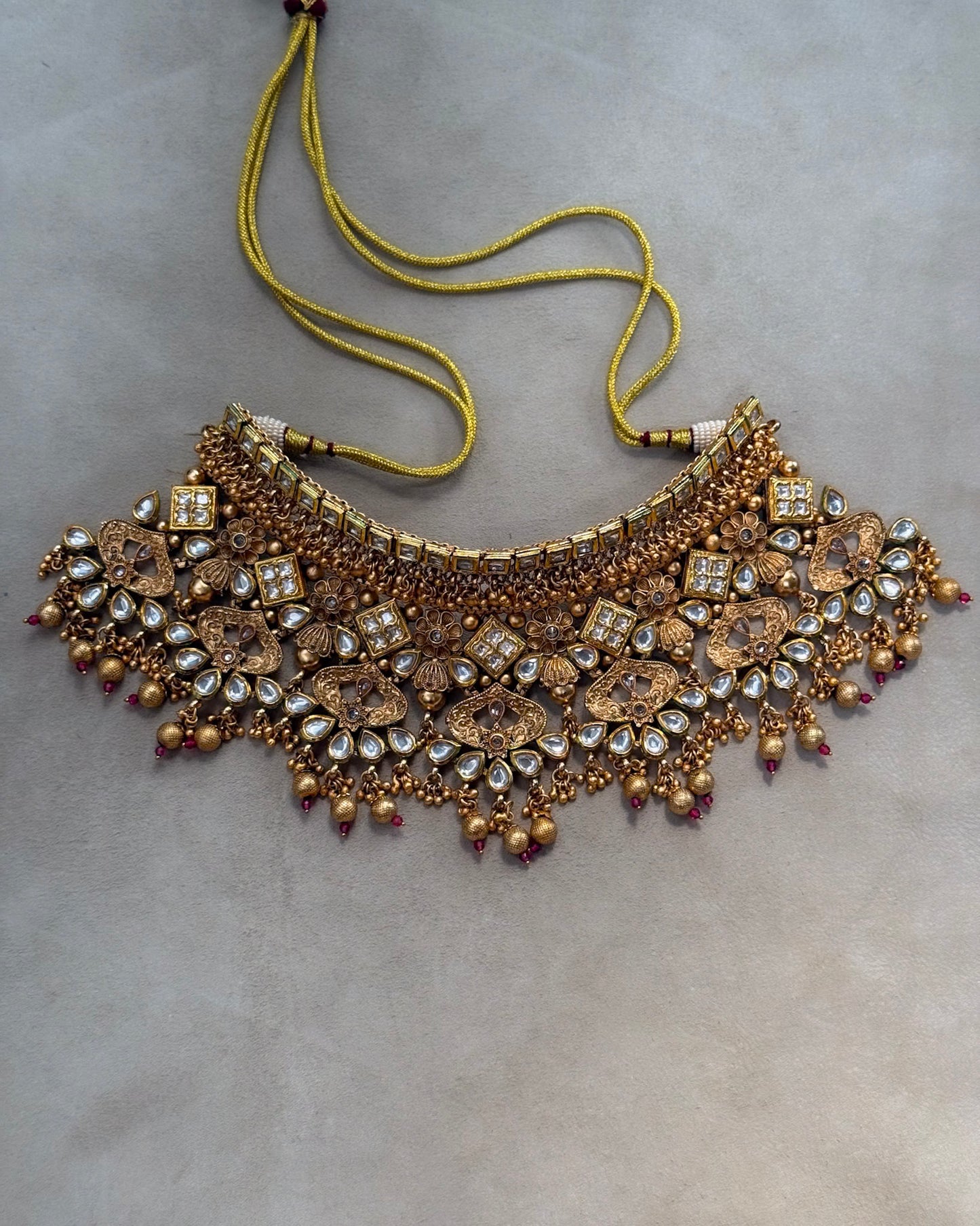 Begum Ayesha Set