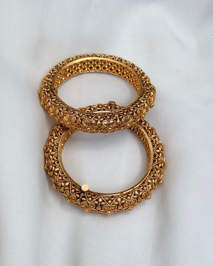 Negin Cuffs